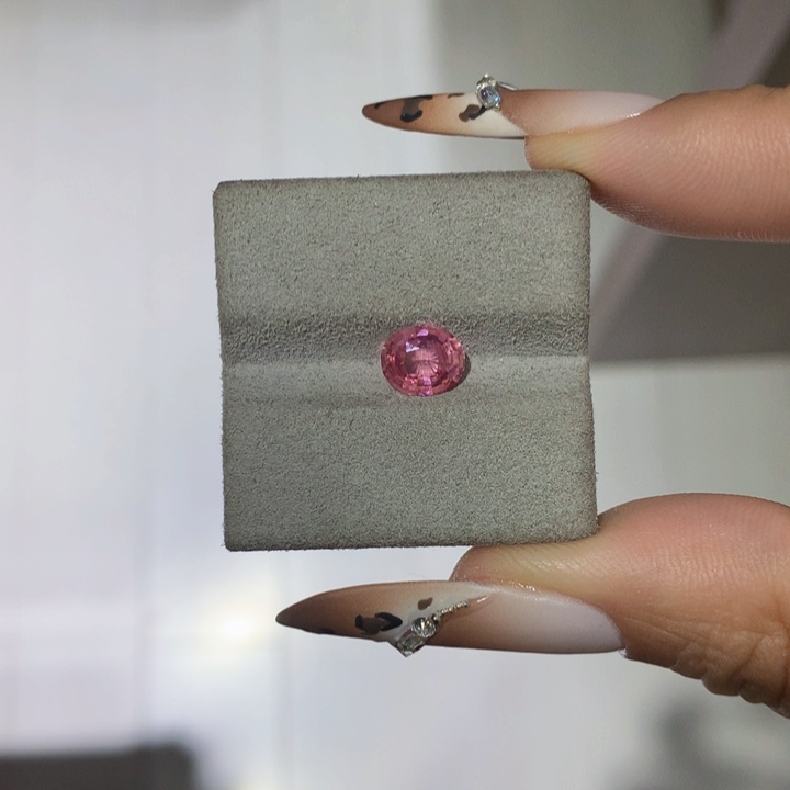 矅***威蓝宝石裸石1.11ct无烧帕帕拉恰（吉尔德）