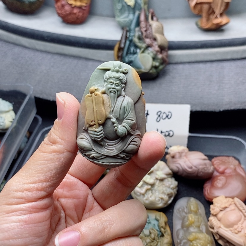 【闪购商品】定制石英质玉吊坠未镶嵌