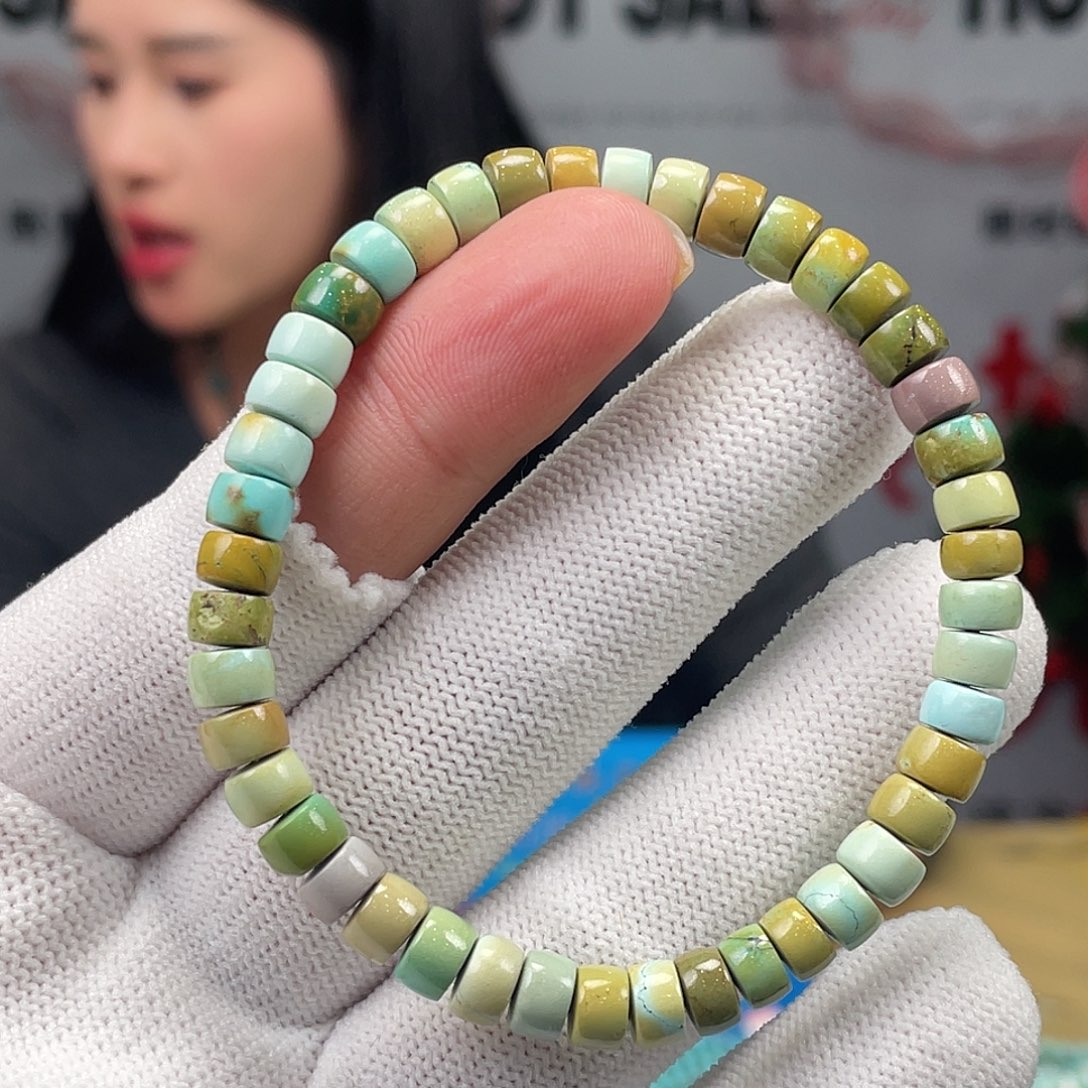 绿松石未镶嵌挂件