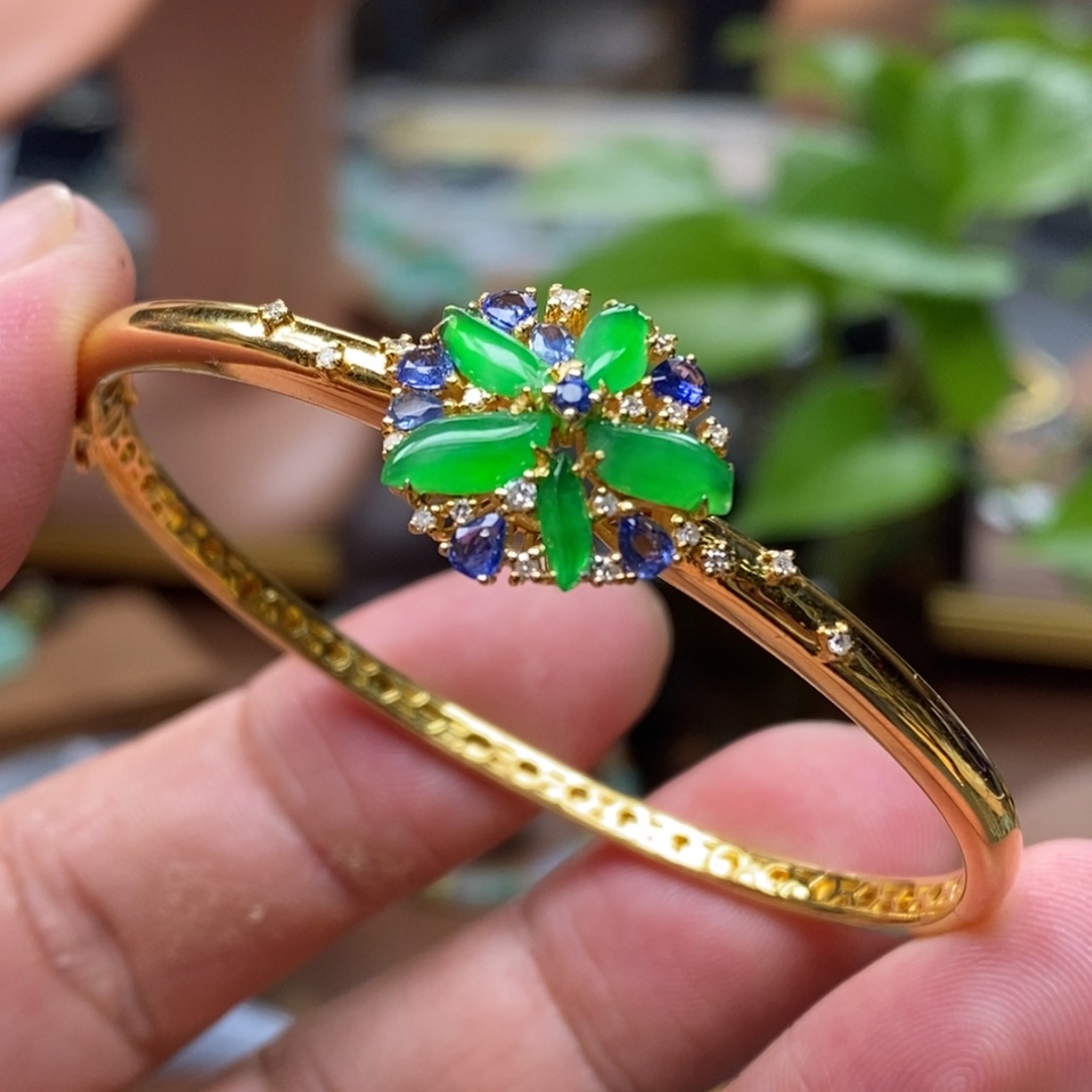 翡翠手镯18K金镶嵌手镯