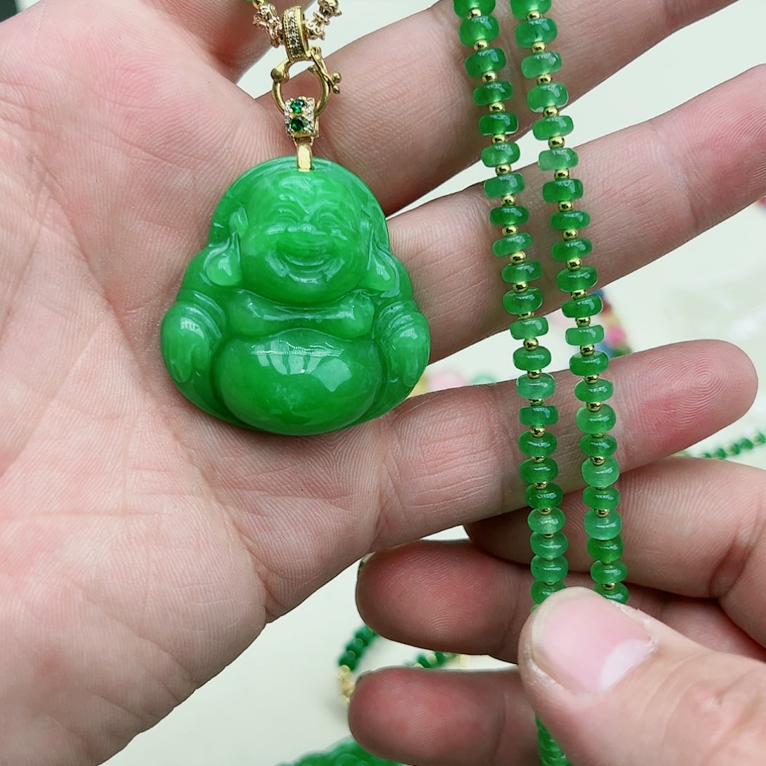 翡翠吊坠(赠链)银S925镶嵌