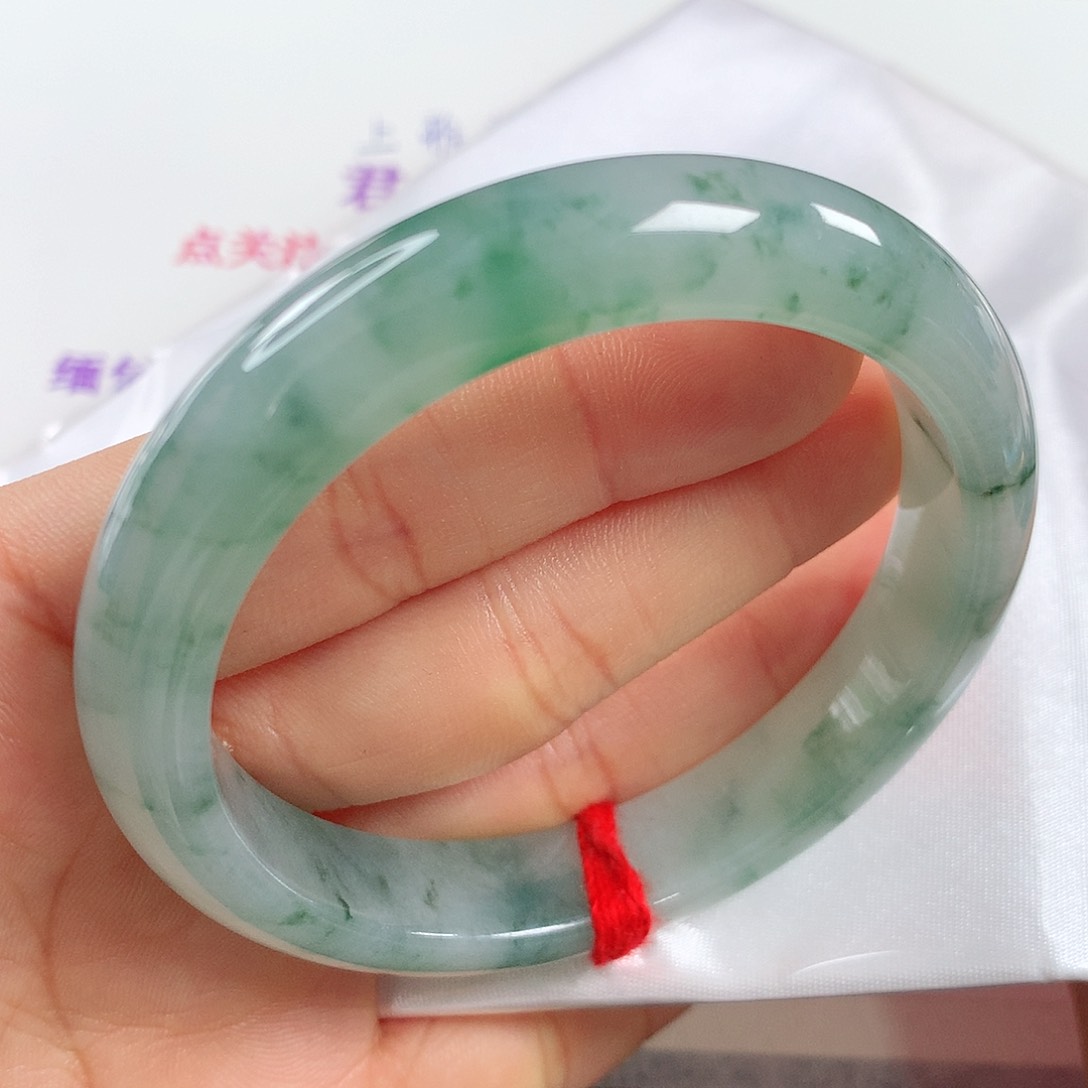 翡翠手镯未镶嵌 正圈①②⑦