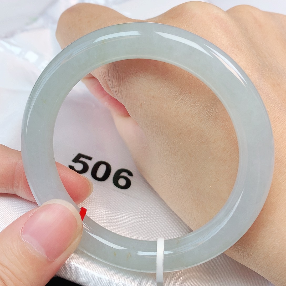 翡翠手镯未镶嵌抖音506