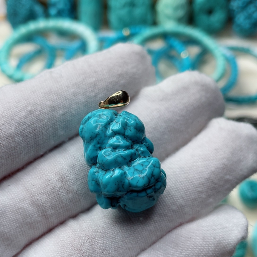 未镶嵌绿松石珠宝奇石