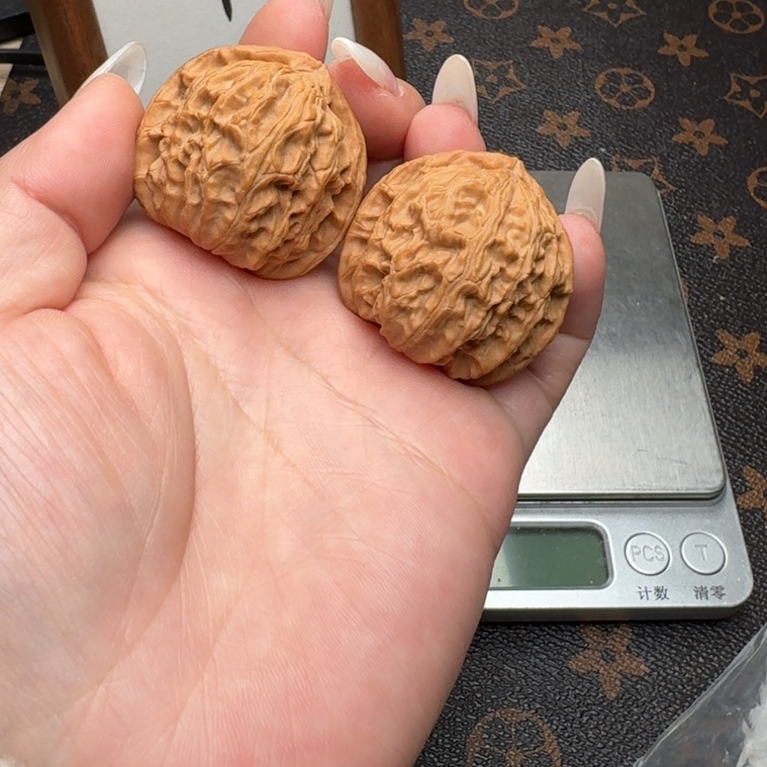把件文玩核桃36白G209