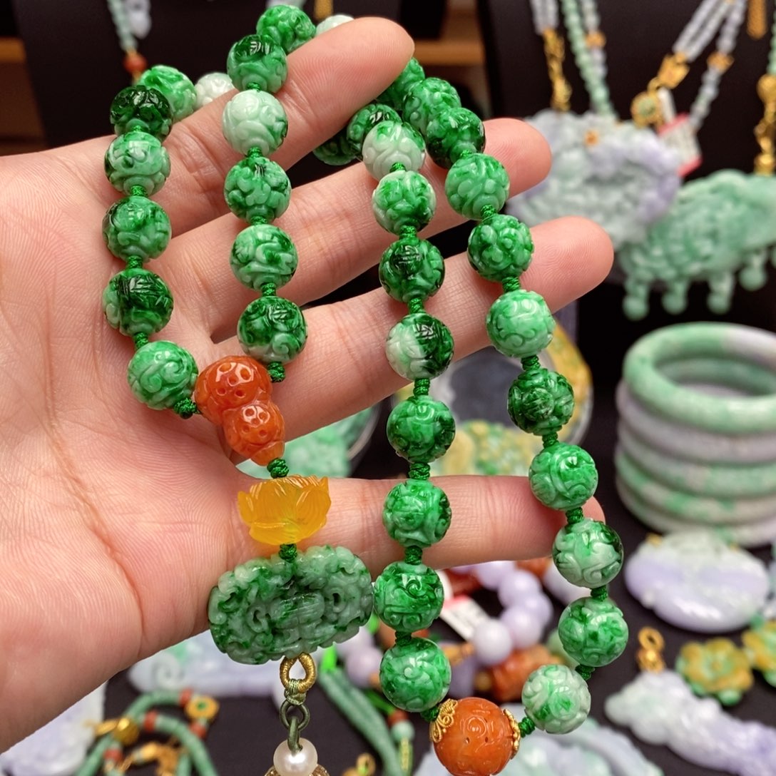 翡翠未镶嵌颈饰Q*翡翠项链