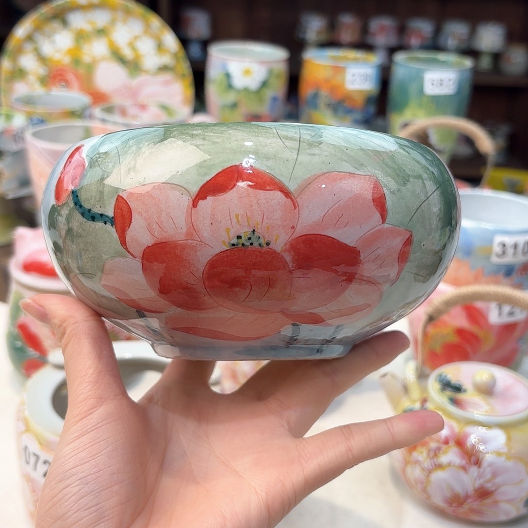 瓷片兔兔好可爱呀打