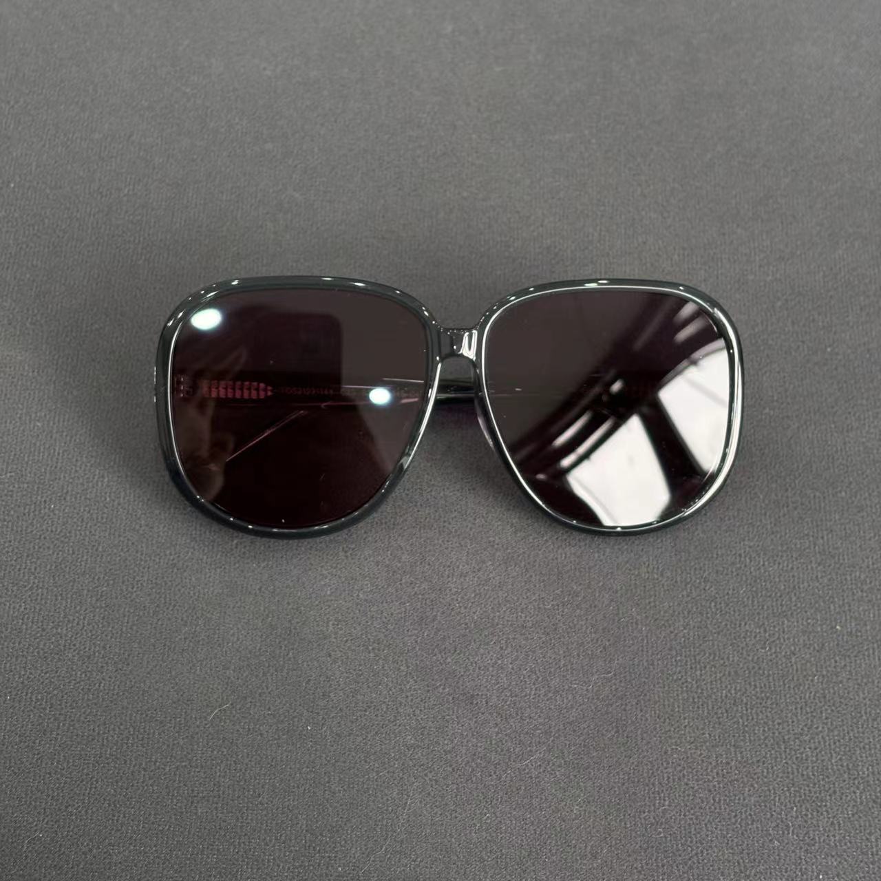 戏 潮牌情侣款黑色大框遮阳太阳镜 TOS21221144-C23 21144