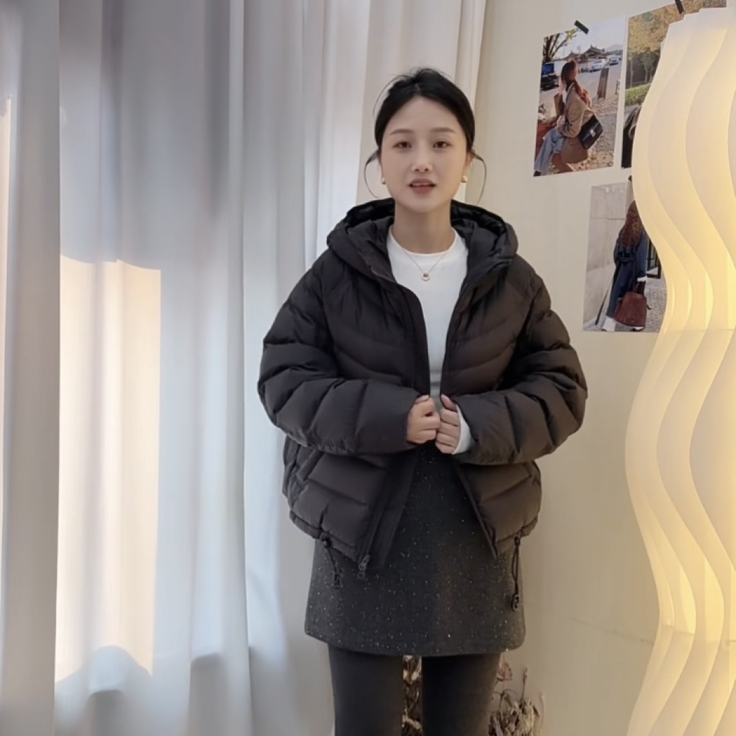 8715款连帽短款加厚白鸭绒排骨羽绒服冬季保暖