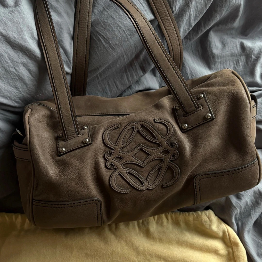 95新 LOEWE/罗意威 深灰圆筒手提单肩包