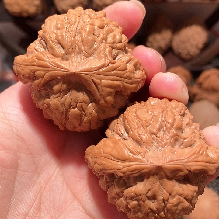 文玩核桃吊坠50尺全品龙鼎