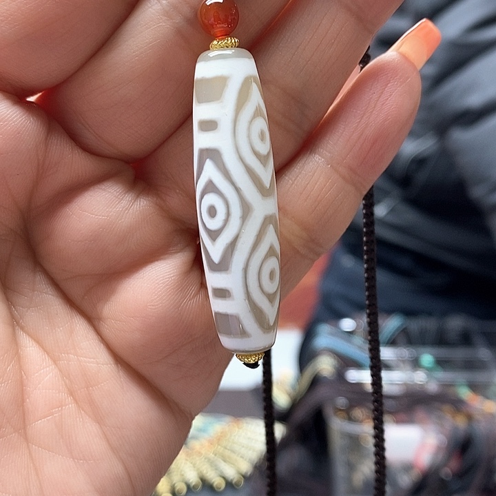 玛瑙/玉髓颈饰合金