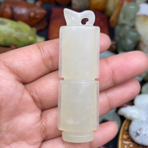 蛇纹石玉未镶嵌颈饰35