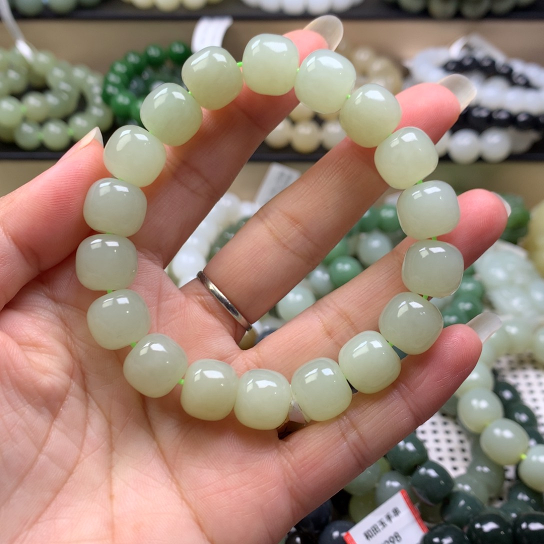 和田玉手链未镶嵌