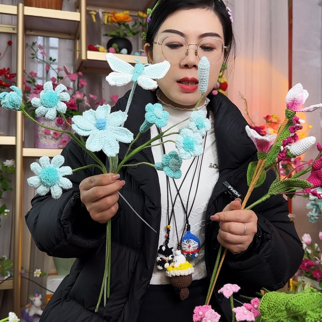 手工钩织设计花束
