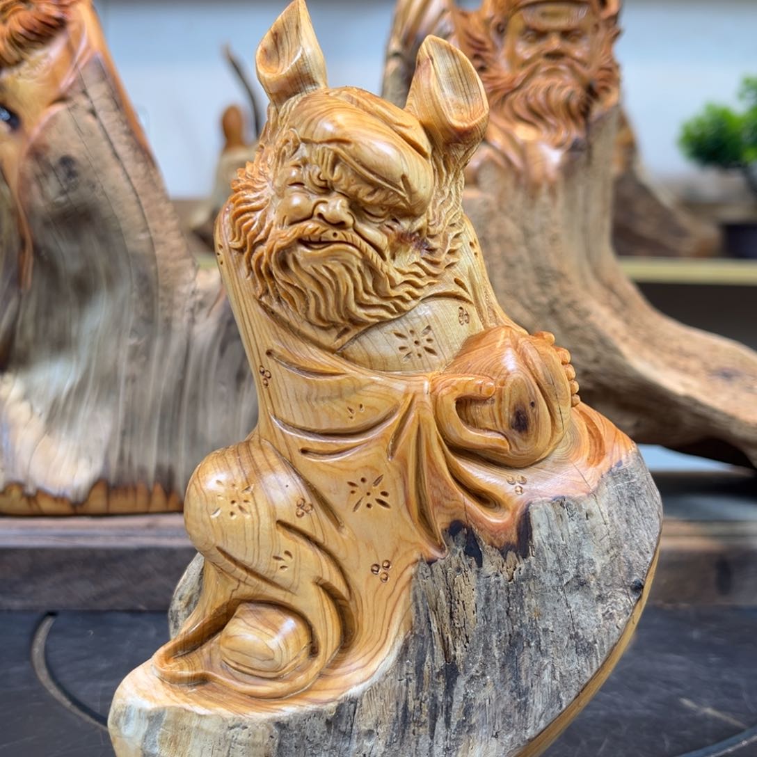 柏木（崖柏）h g g g g h h h j