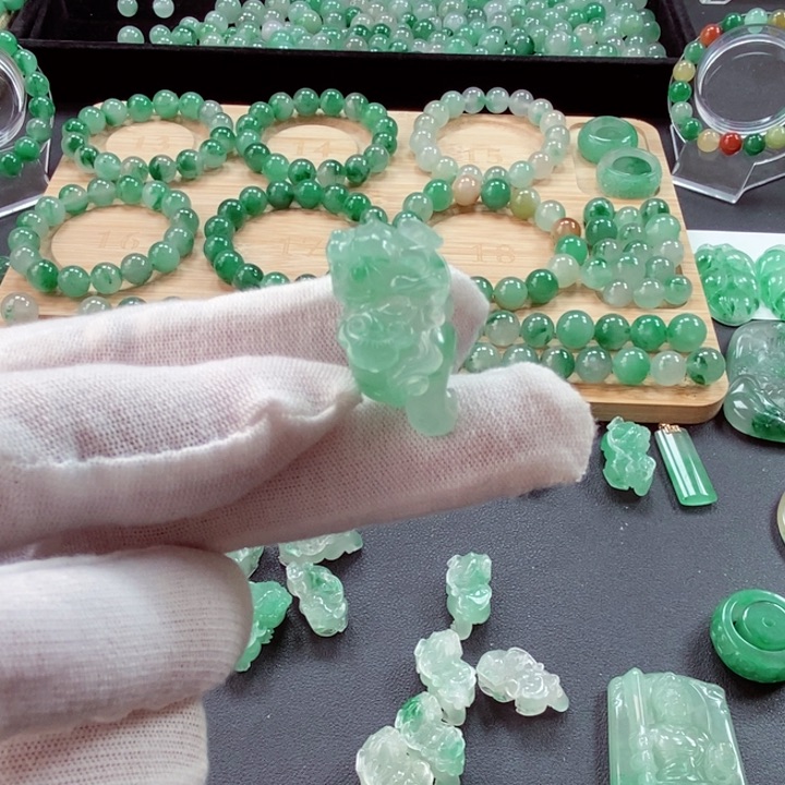 石英质玉吊坠(不含链)未镶嵌新*