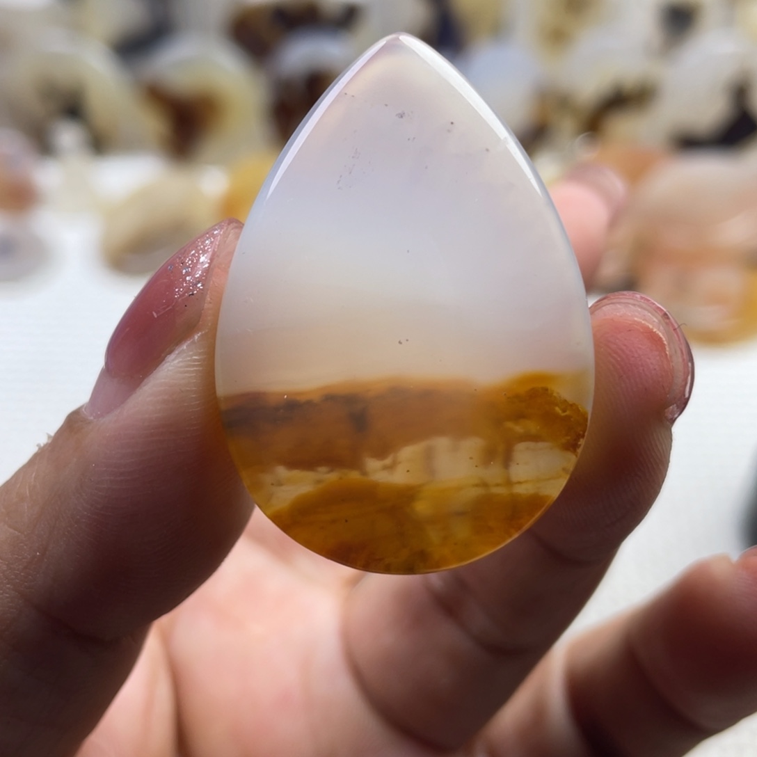 玛瑙/玉髓未镶嵌颈饰