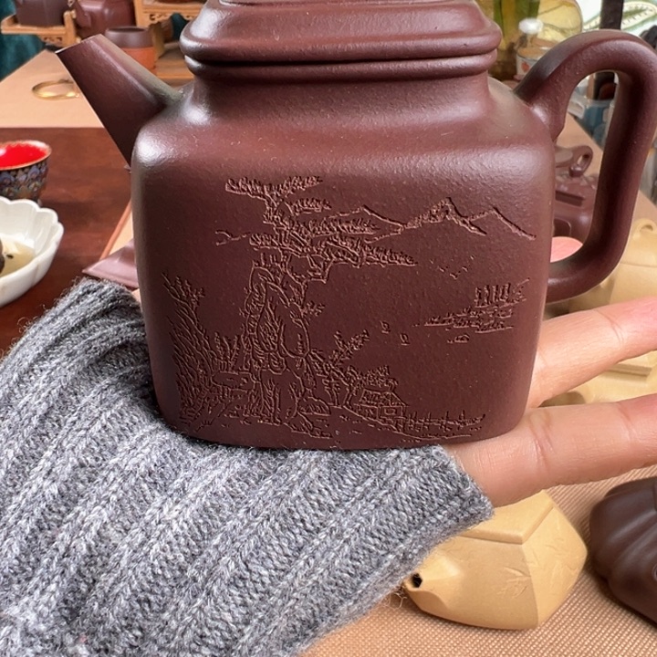 紫砂茶壶紫泥刻字高德钟