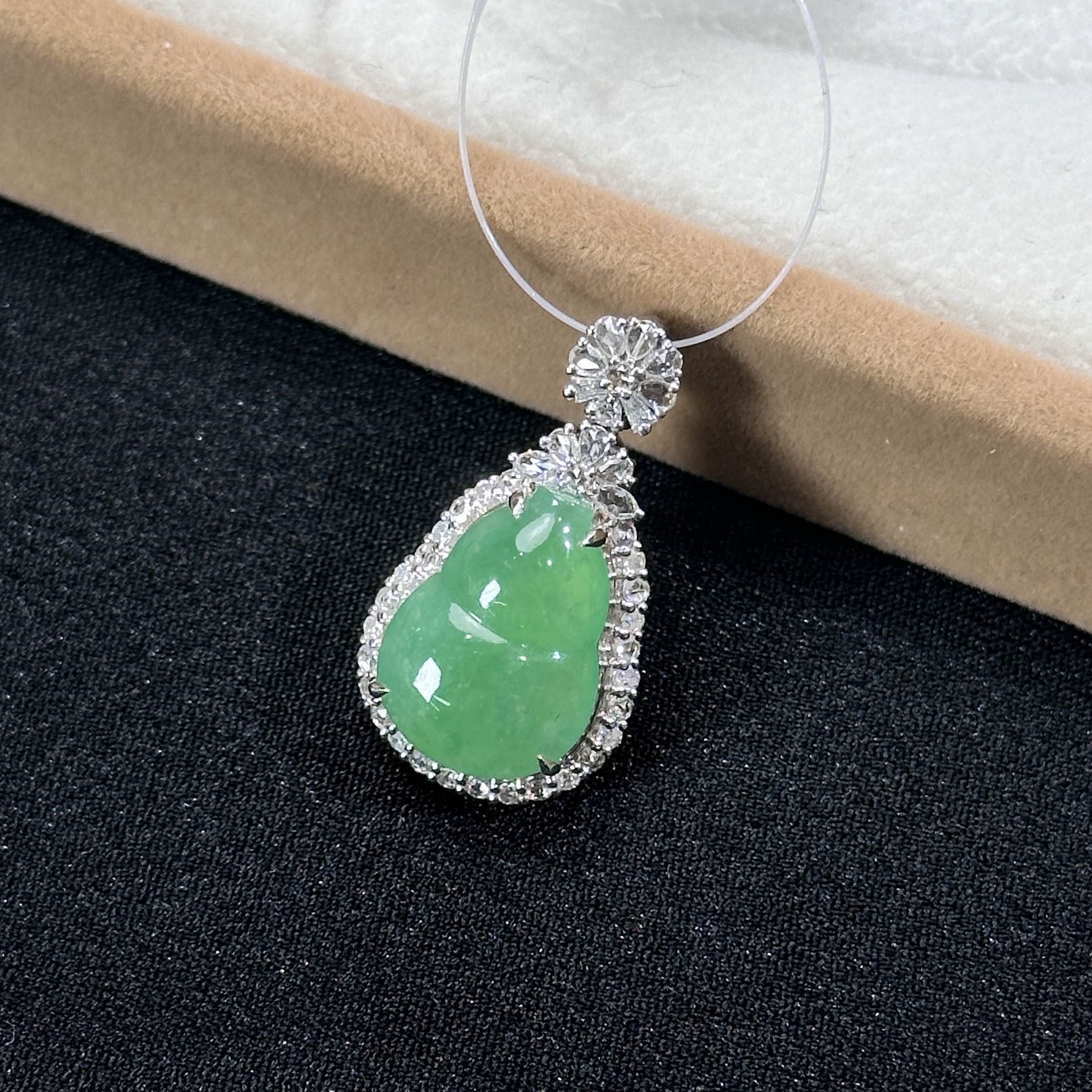 【睿泽鉴宝】18K翡翠颈饰  FZB0118-125