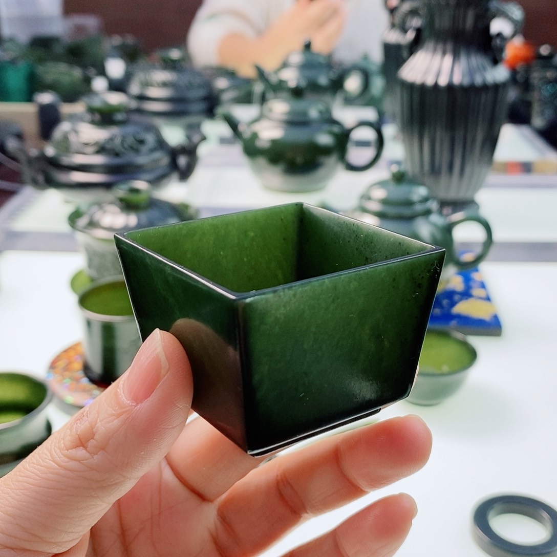 和田玉（青玉）摆件未镶嵌