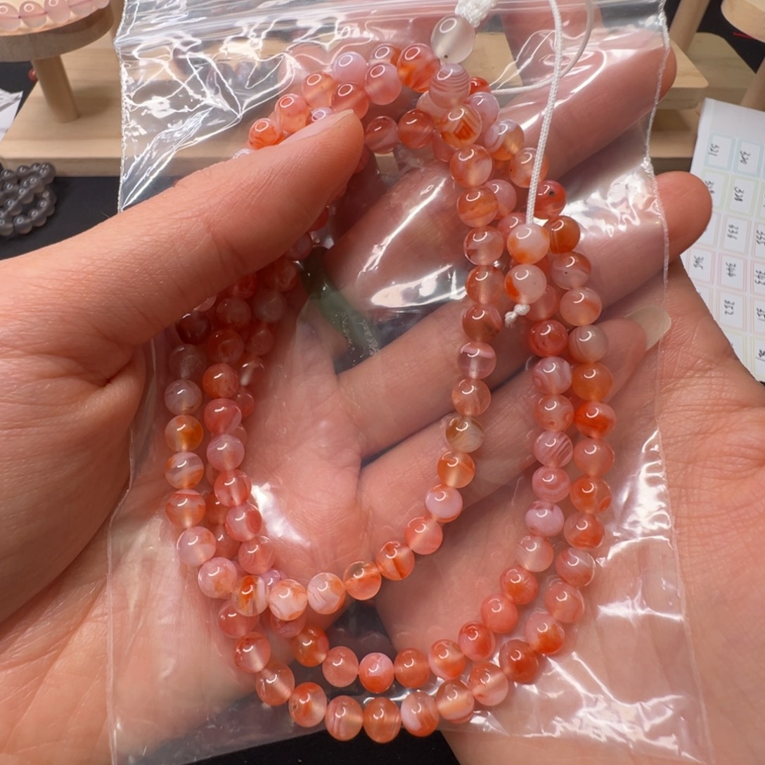 牛****南红玛瑙未镶嵌配饰牛