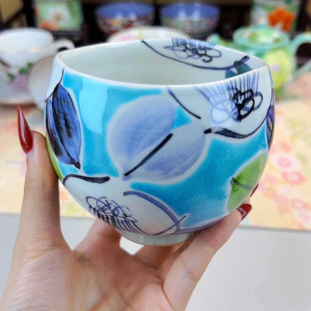 他家茶具瓷器真美