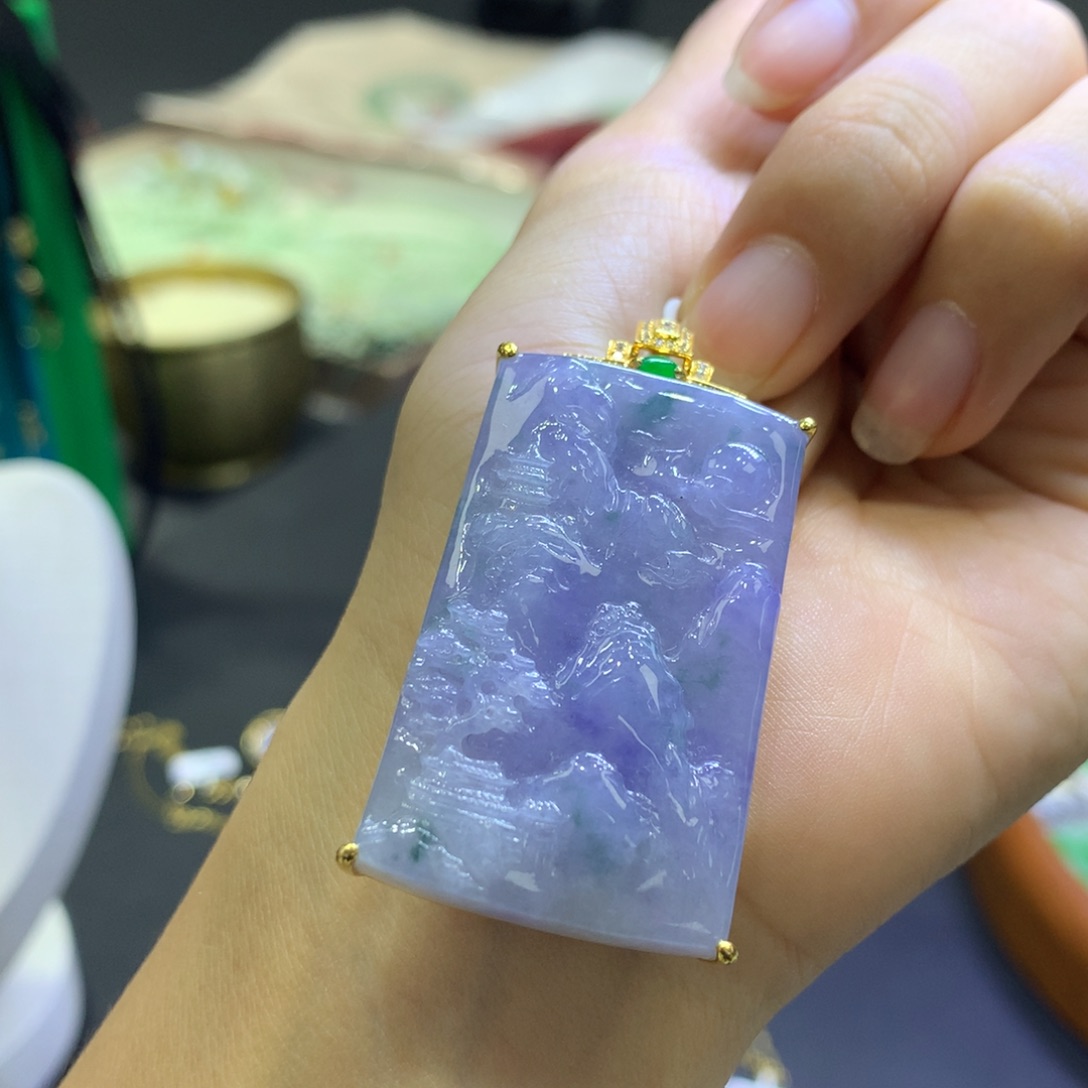 翡翠18K金镶嵌颈饰翡翠吊坠项链