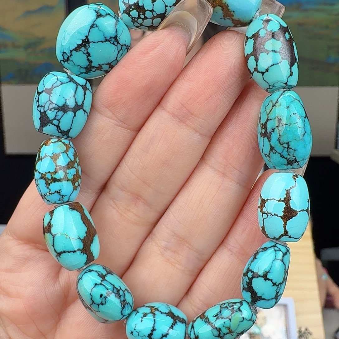 绿松石未镶嵌珠宝奇石