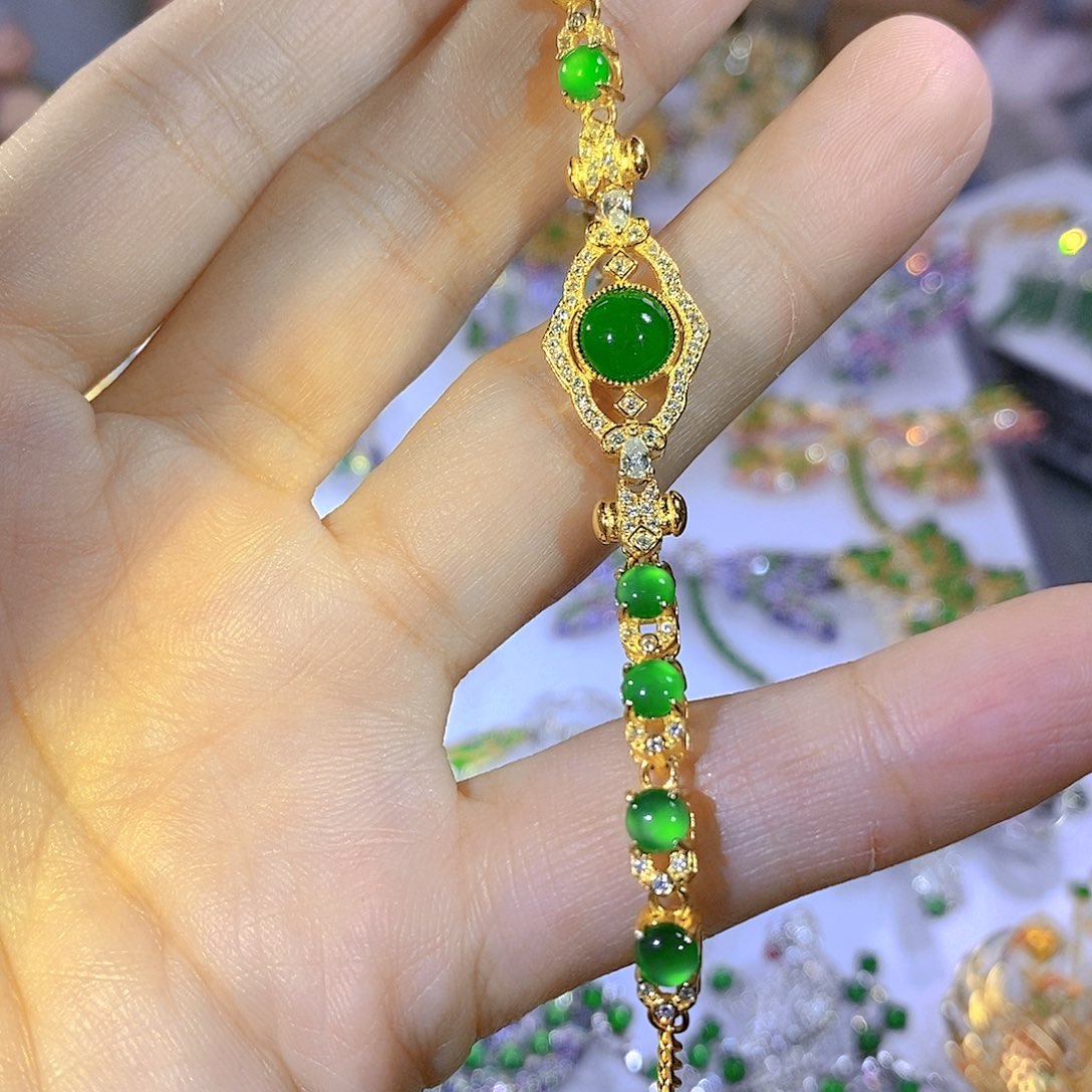 颈饰银S925镶嵌翡翠