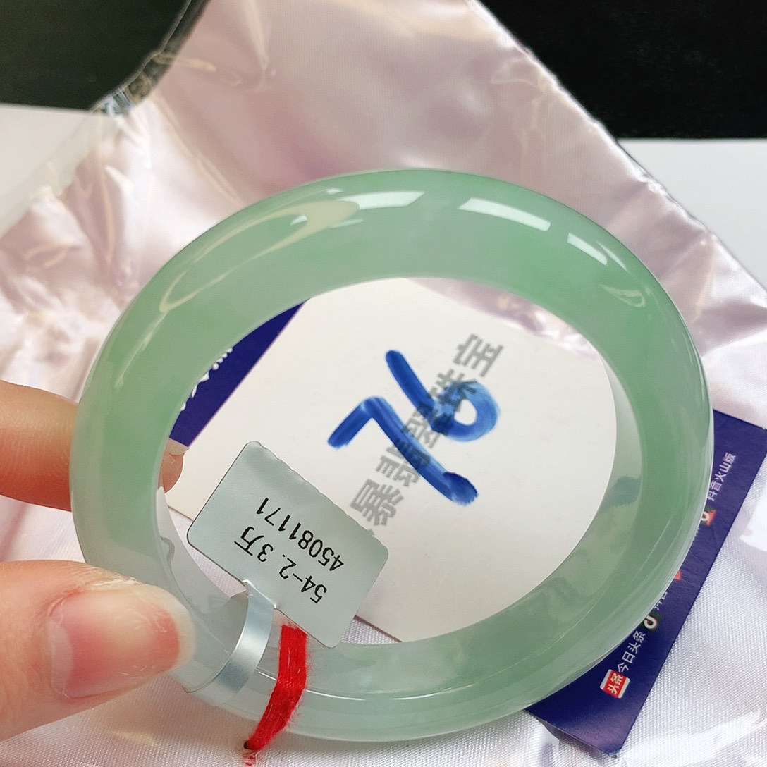 翡翠手镯未镶嵌缅甸天然a货翡翠