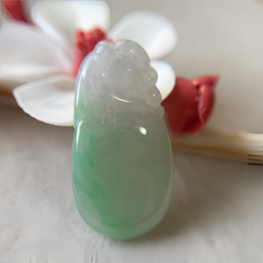 缅甸翡翠如意吊坠