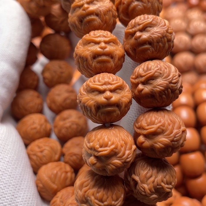 猴头核桃吊坠南****斗战胜佛