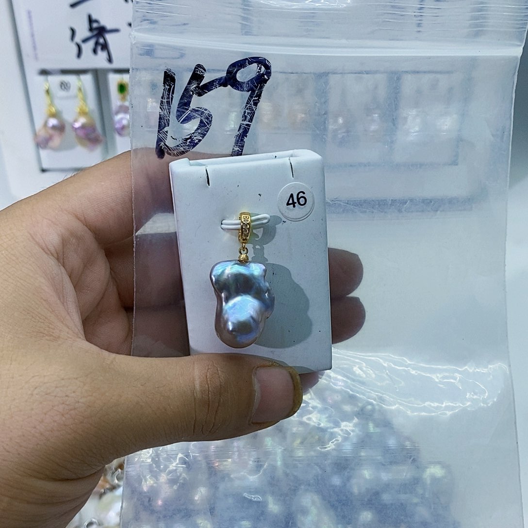 淡水珍珠合金颈饰