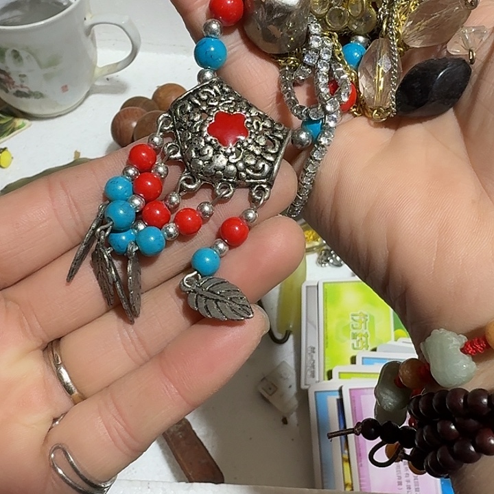 晓***晨扇子nfasfnsfjffabfabaafb