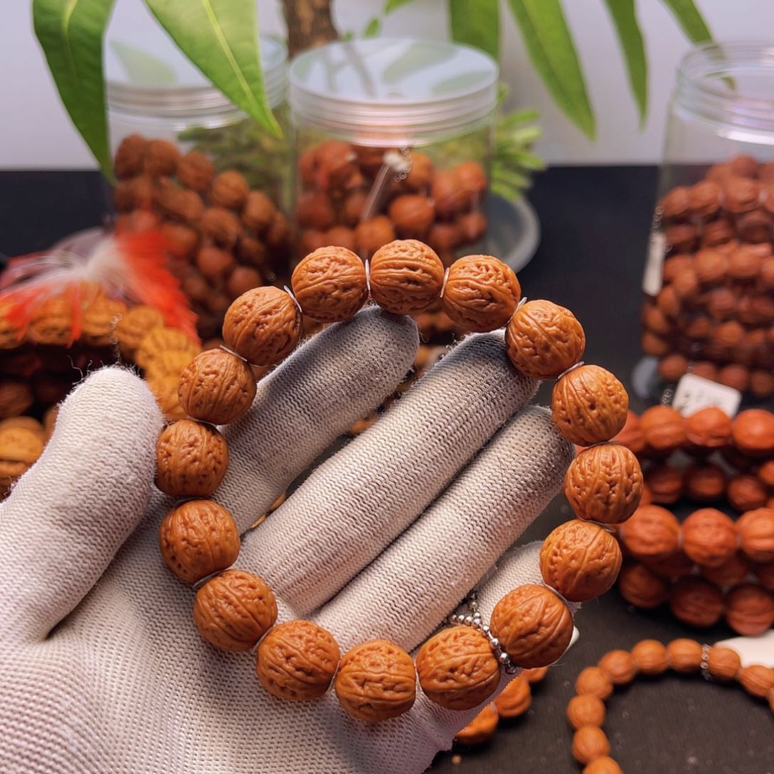 *****文玩核桃手串核桃手串