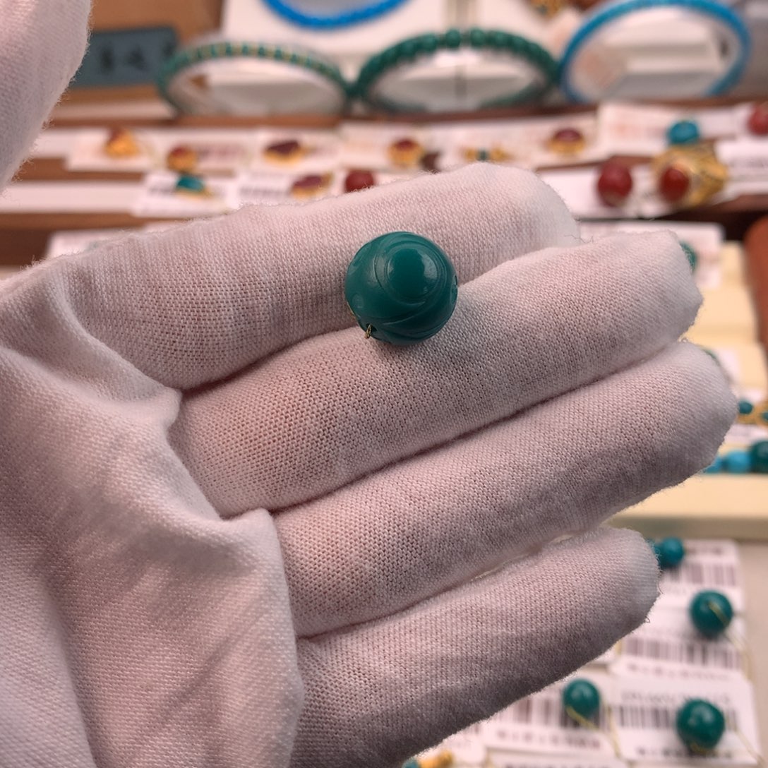 绿松石未镶嵌配饰凡