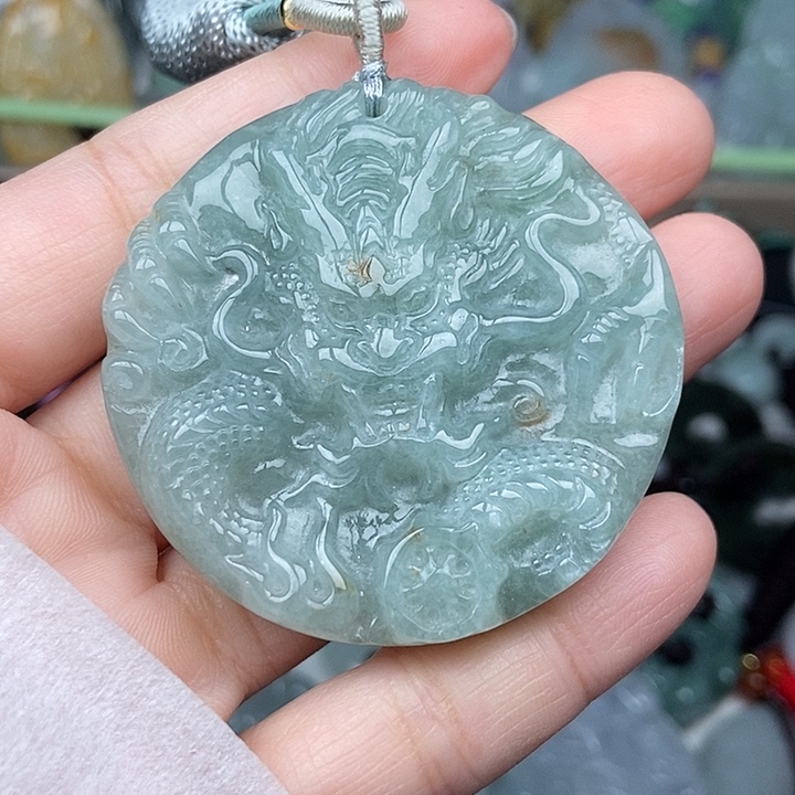 翡翠未镶嵌颈饰翡翠双面