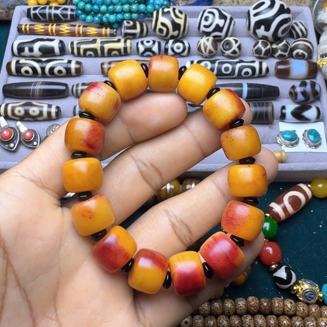 柏香籽/百香籽吊坠驼骨