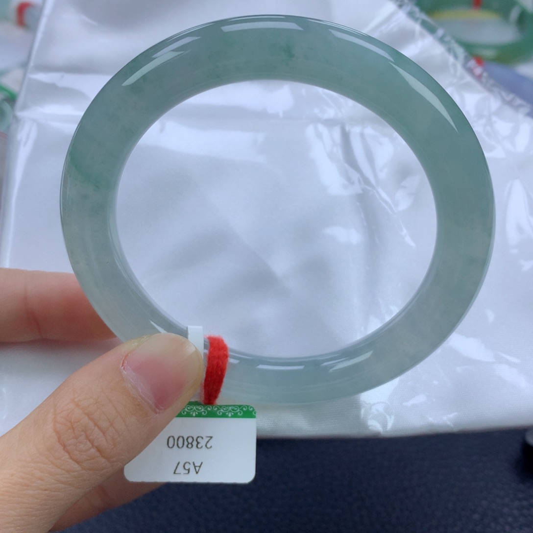 翡翠手镯未镶嵌57.2圆