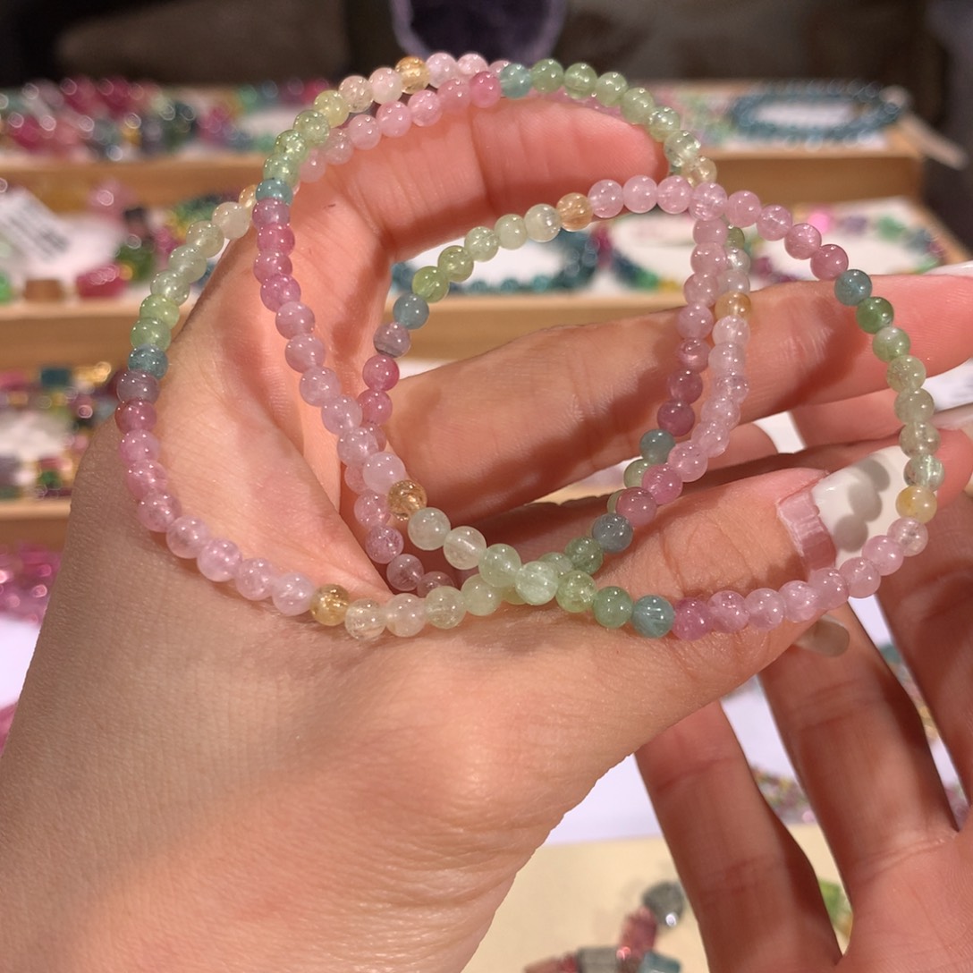 碧玺多样性发货一件未镶嵌