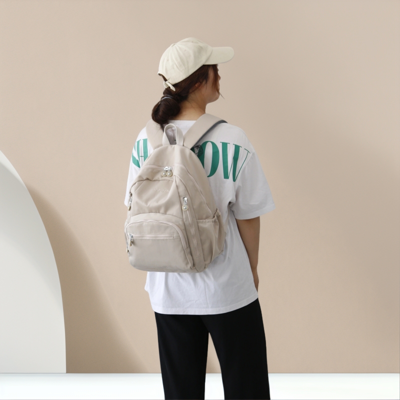 2025新款高颜值双肩包中号多隔层休闲套拉杆箱书包防泼水尼龙布包