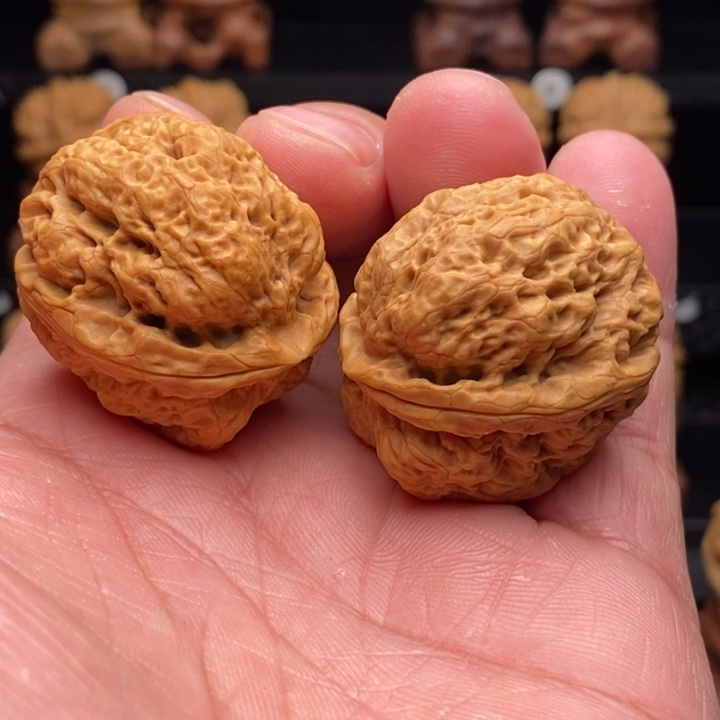 文玩核桃把件1金蟾蛹