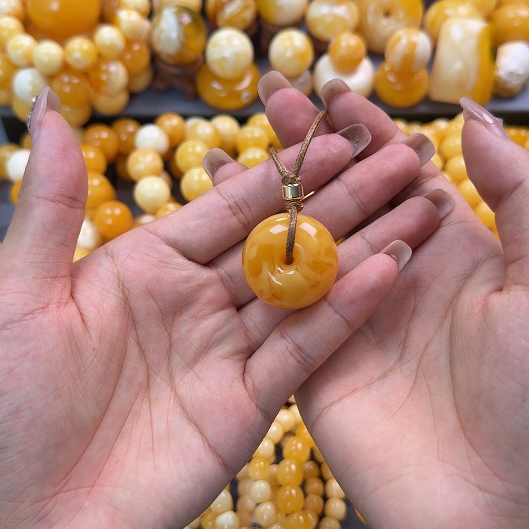 蜜蜡未镶嵌珠宝奇石12.9g