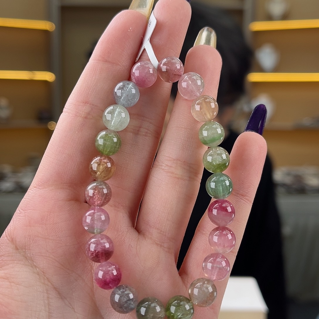 碧玺碧玺8mm（多样性发一件未镶嵌?