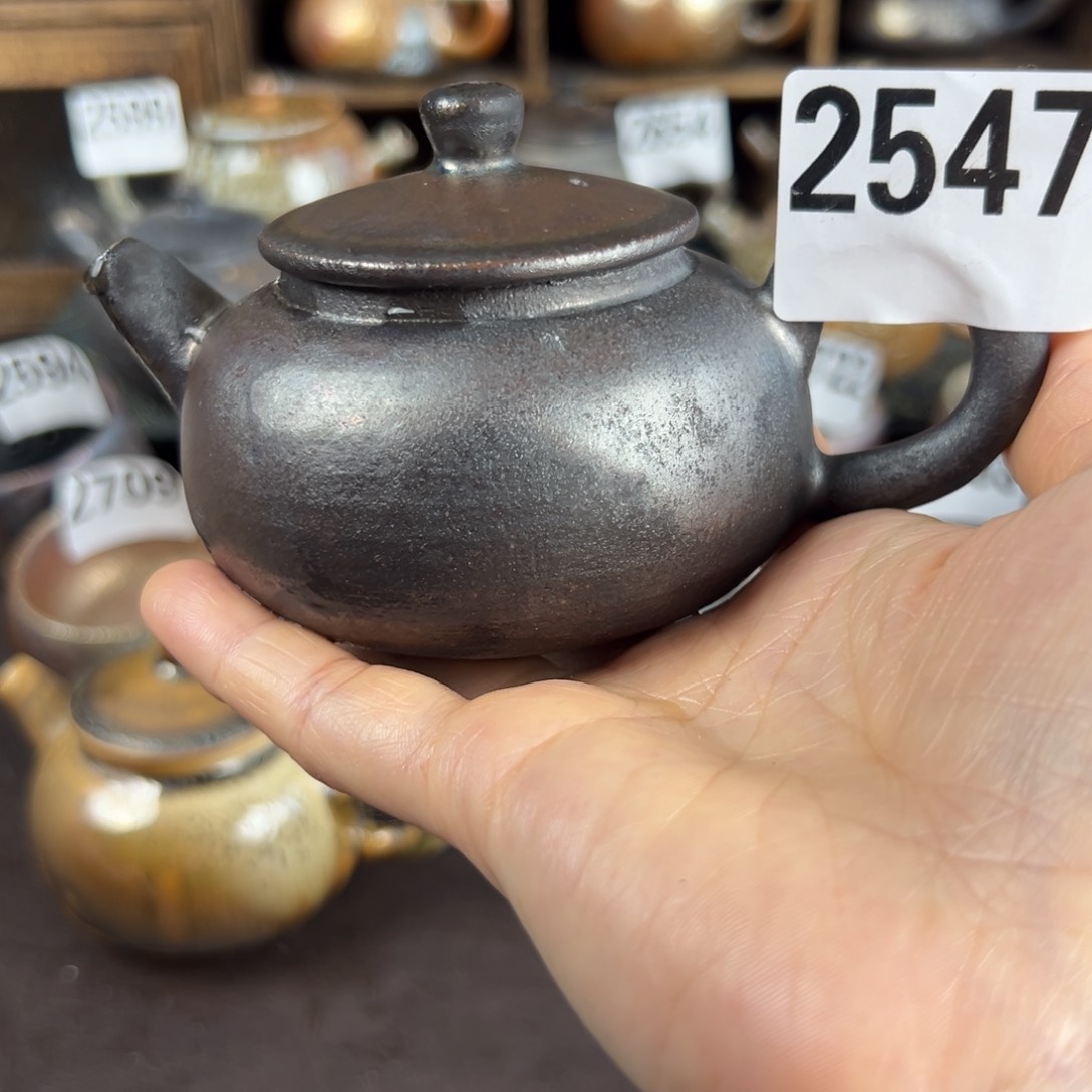 杯什****O柴烧茶器主人壶