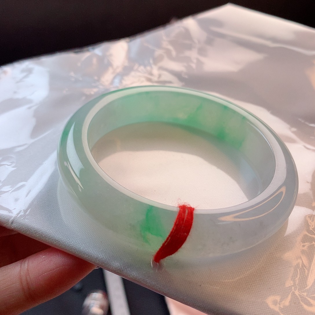 翡翠手镯未镶嵌55+翡翠手镯