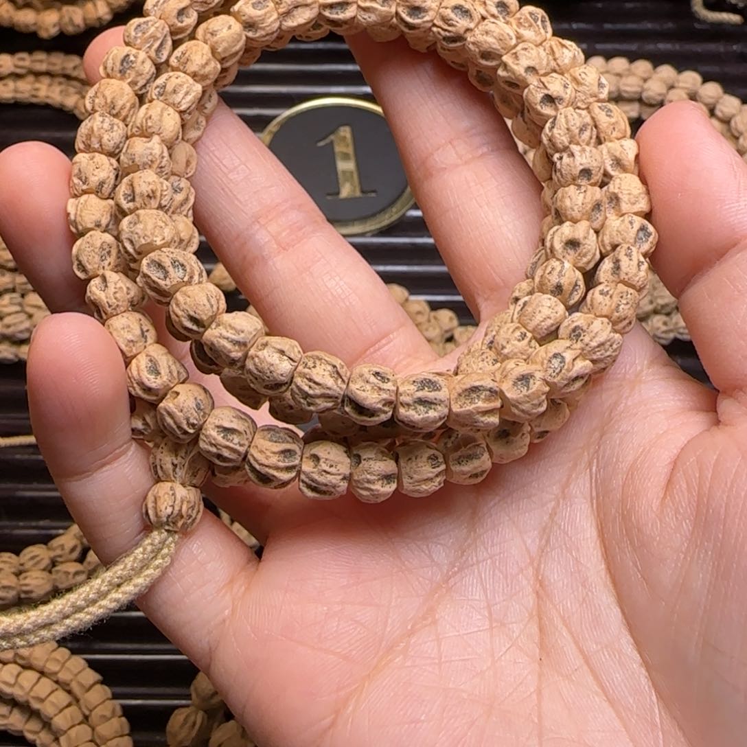 柏香籽/百香籽吊坠听****版