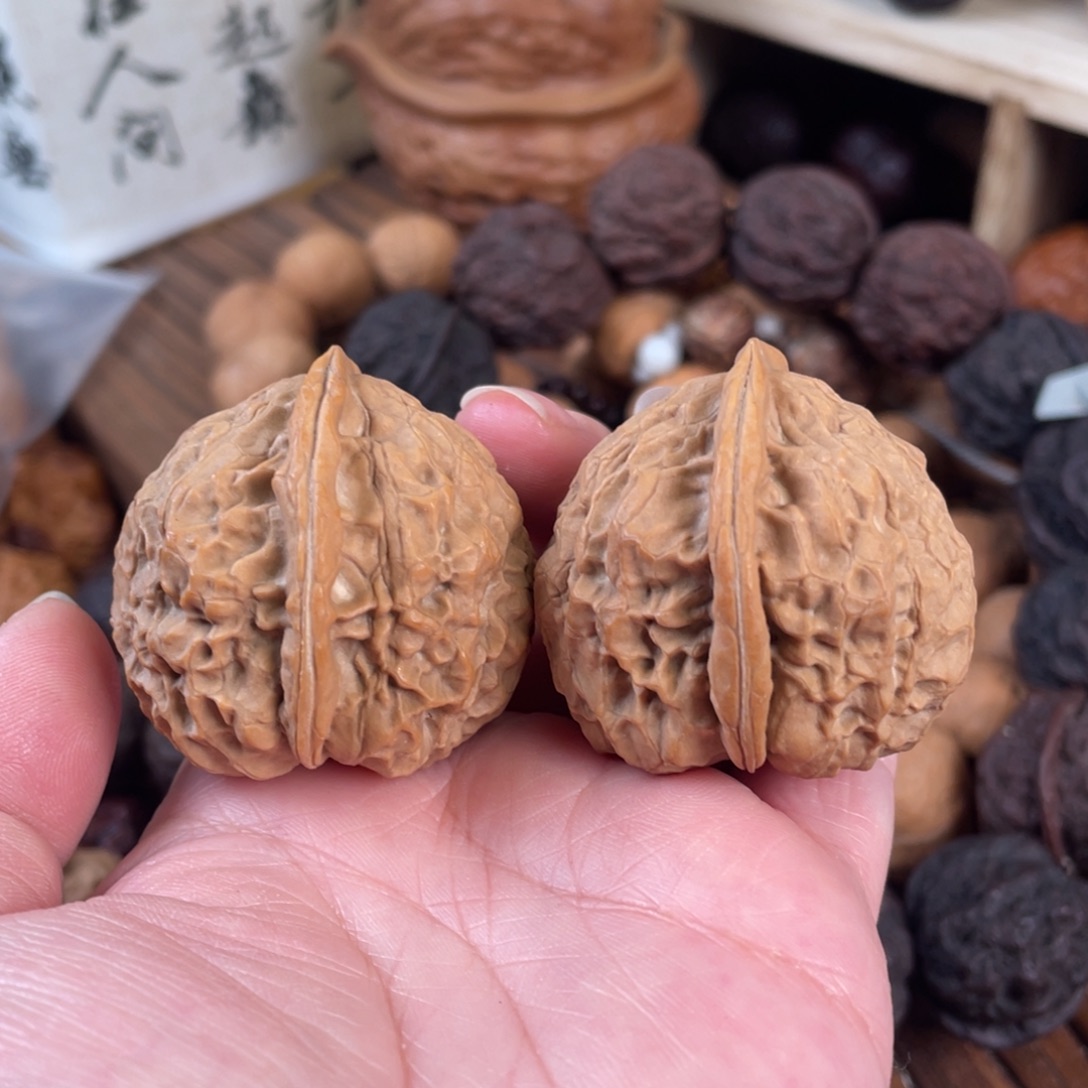 文玩核桃把件麒麟冠41