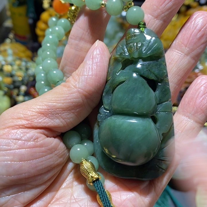 岫玉岫玉吊坠未镶嵌